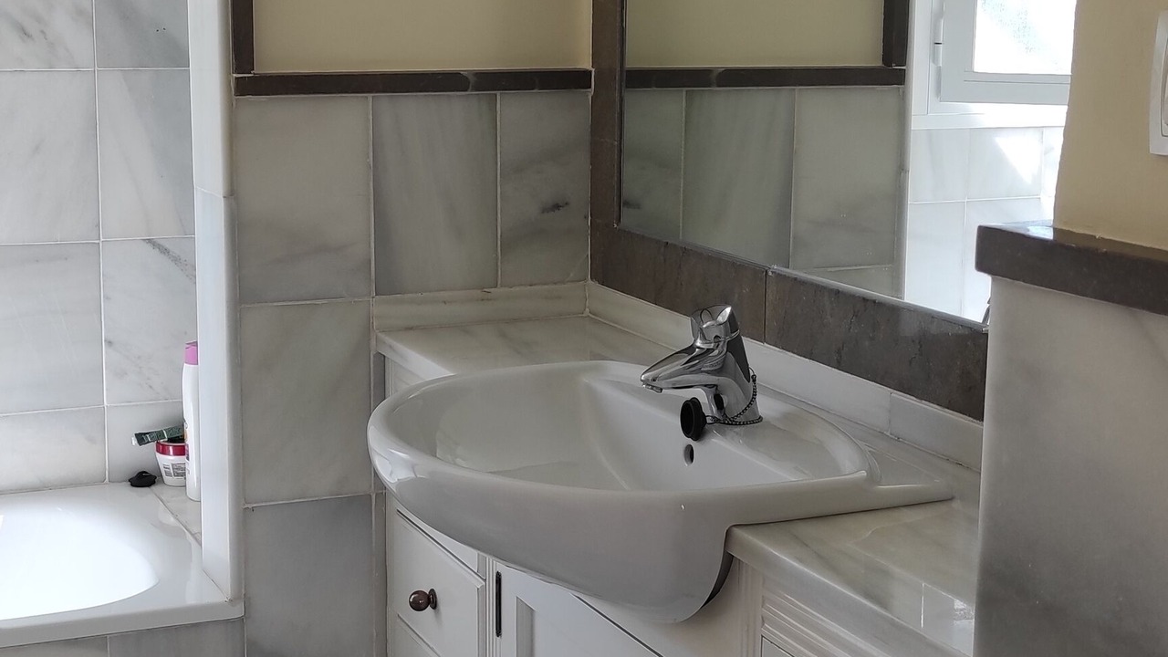Photo of Bathroom in Rota