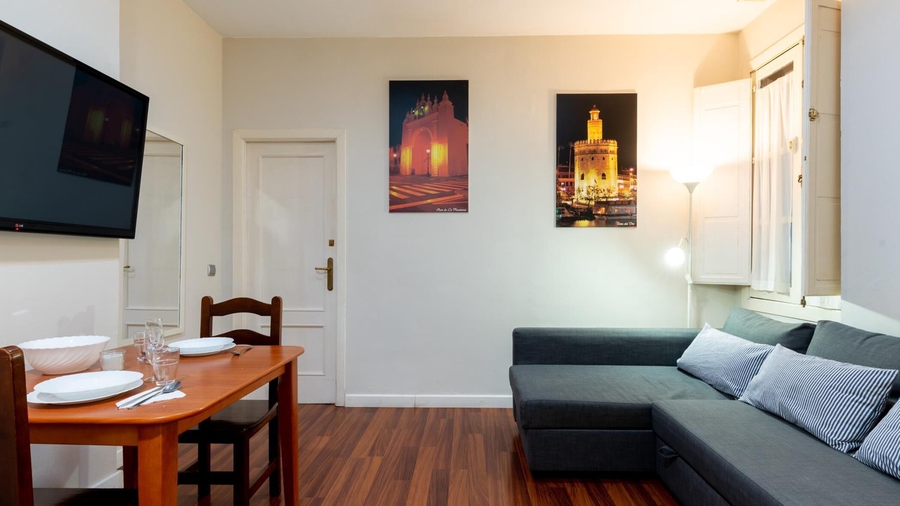 Photo of Livingroom in Alameda
