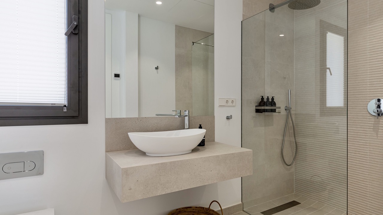 Photo of Bathroom in New Golden Mile