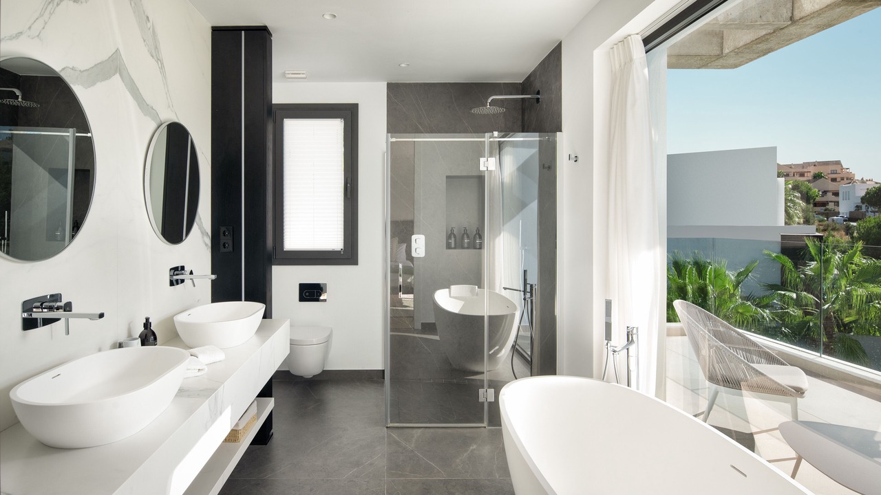Photo of Bathroom in New Golden Mile