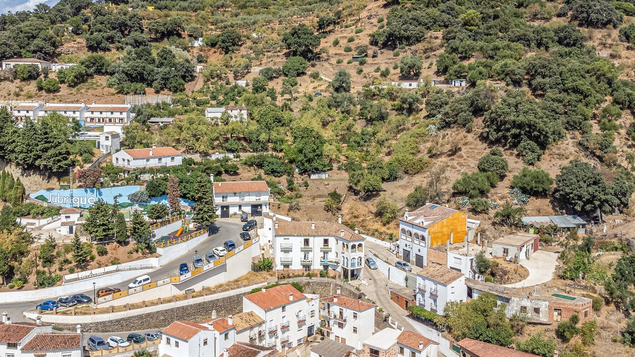 Photo of Others in Jubrique