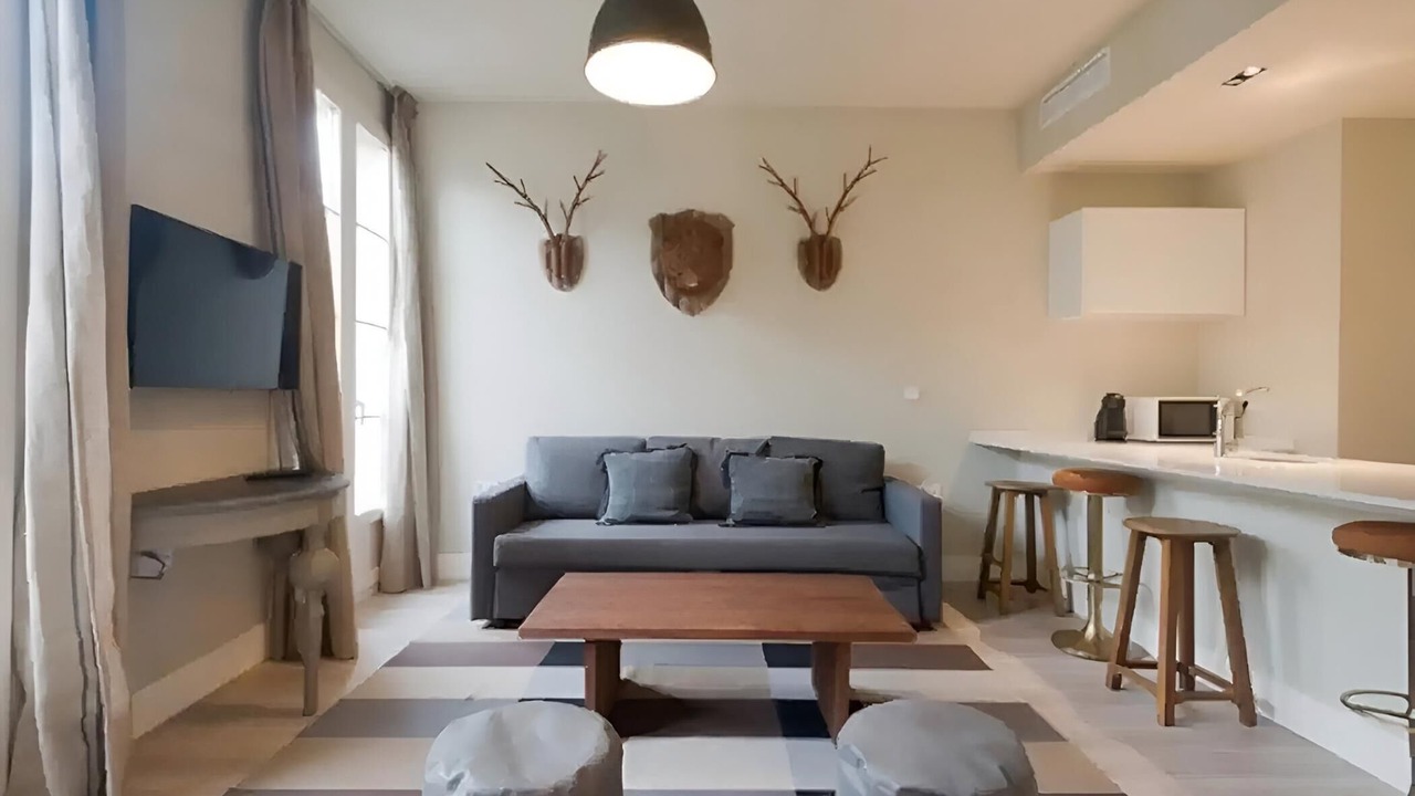 Photo of Livingroom in Central District