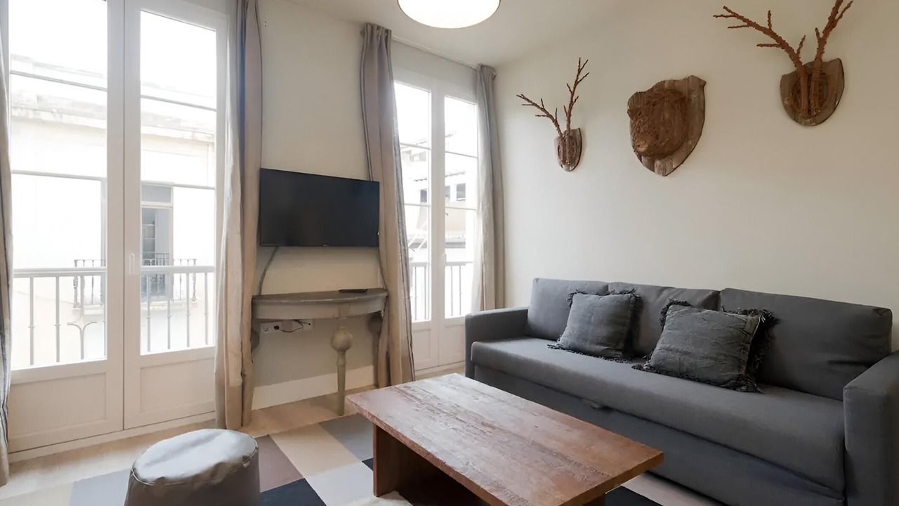 Photo of Livingroom in Central District