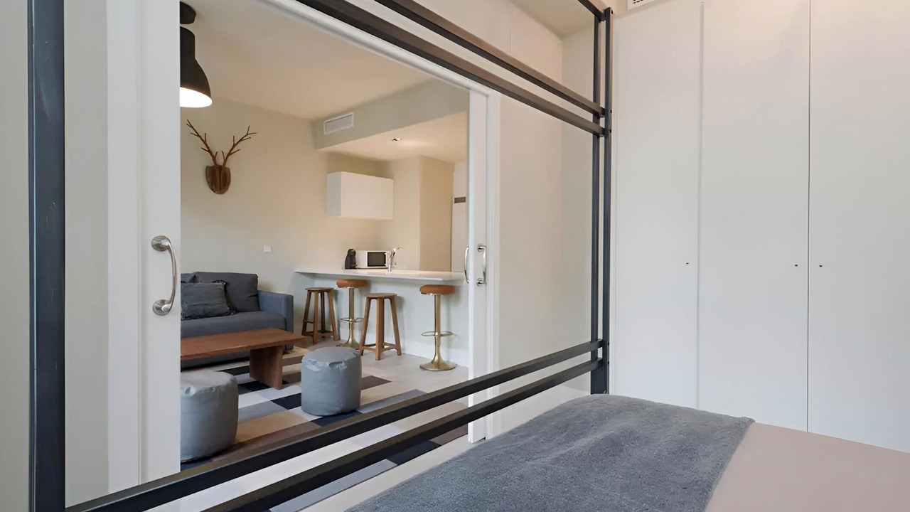 Photo of Bedroom in Central District