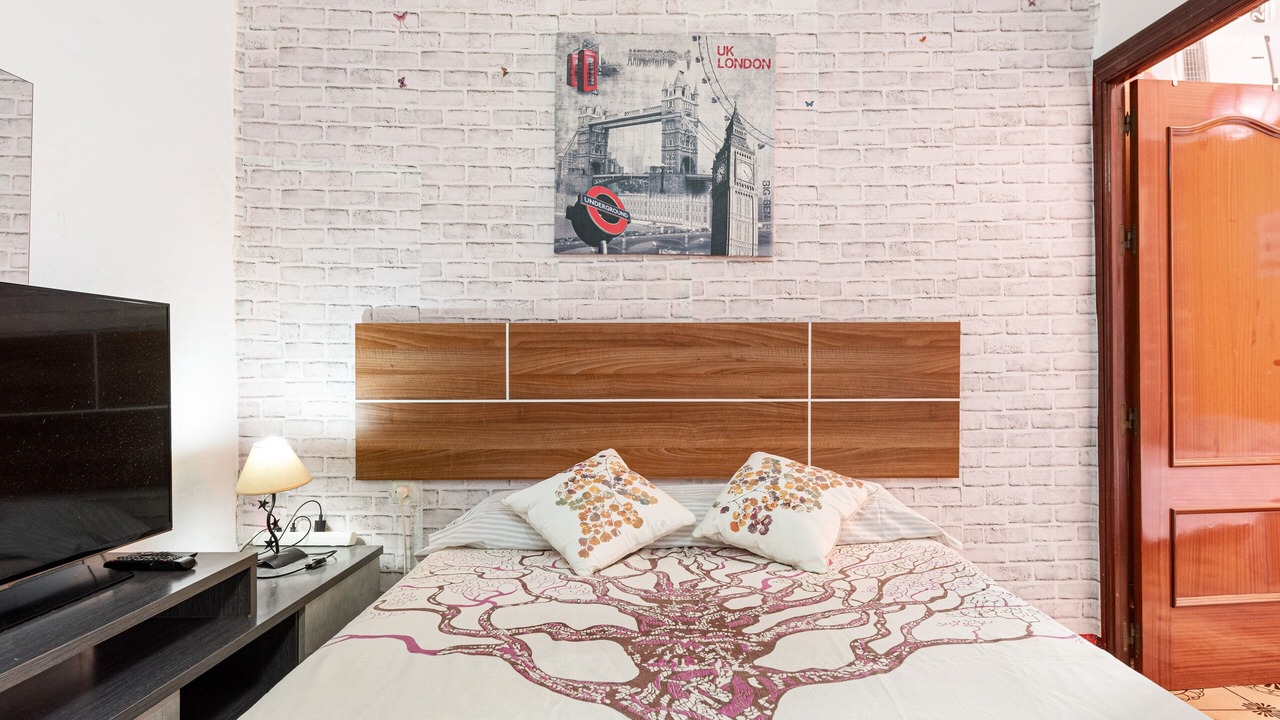 Photo of Bedroom in Bailen-Miraflores