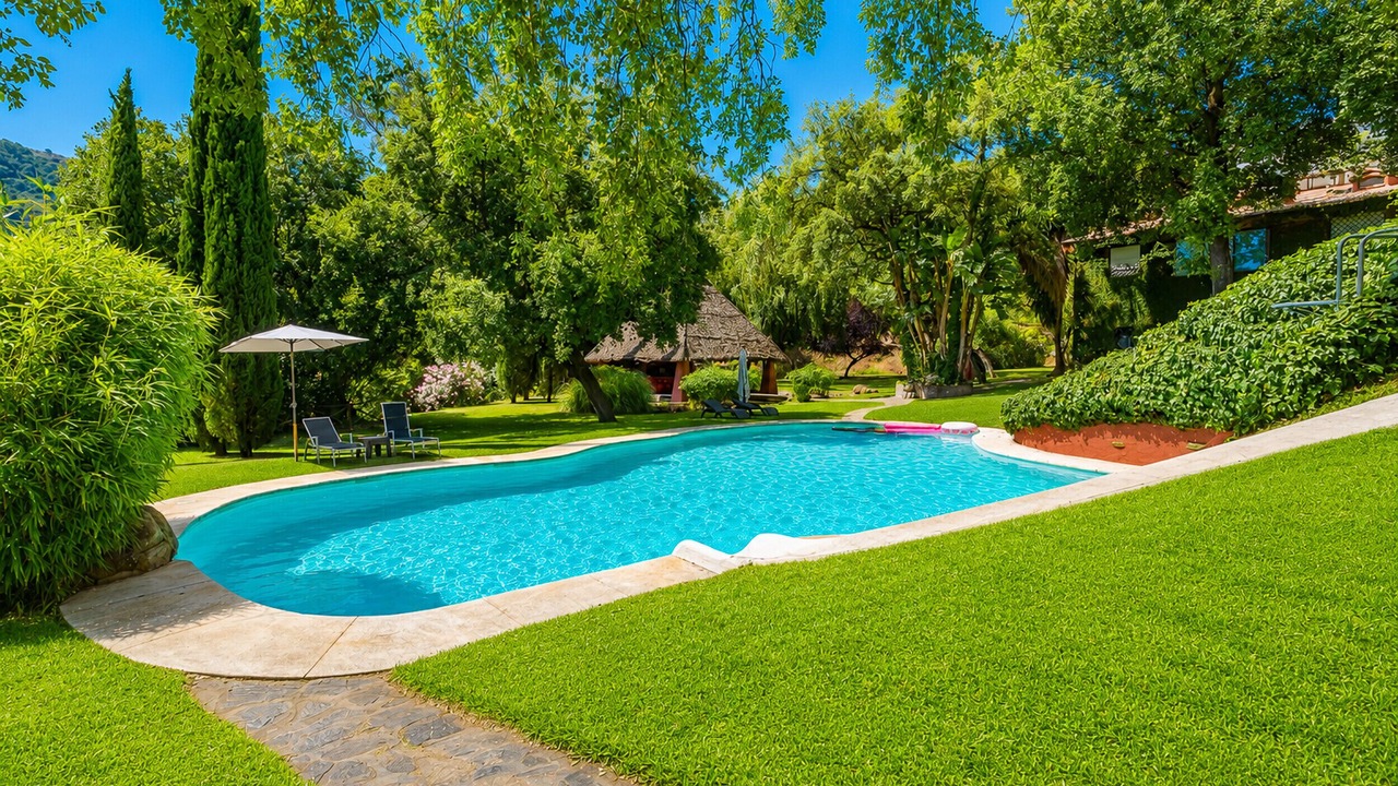 Photo of Outdoor in Coin