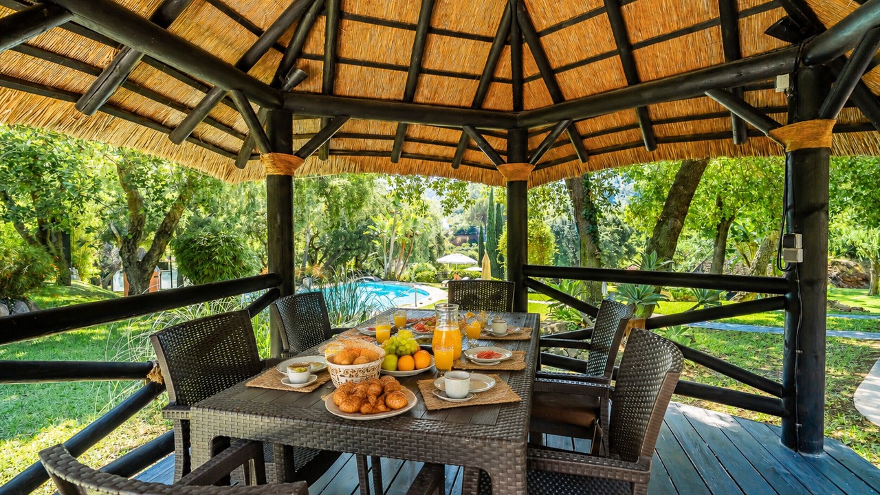 Photo of Outdoor in Coin