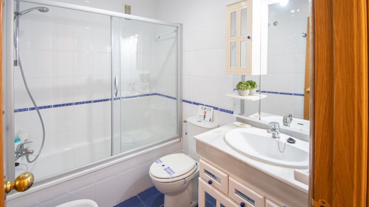 Photo of Bathroom in Cadiz