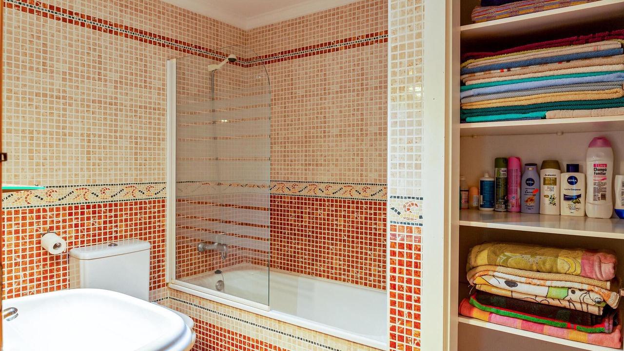 Photo of Bathroom in Islantilla
