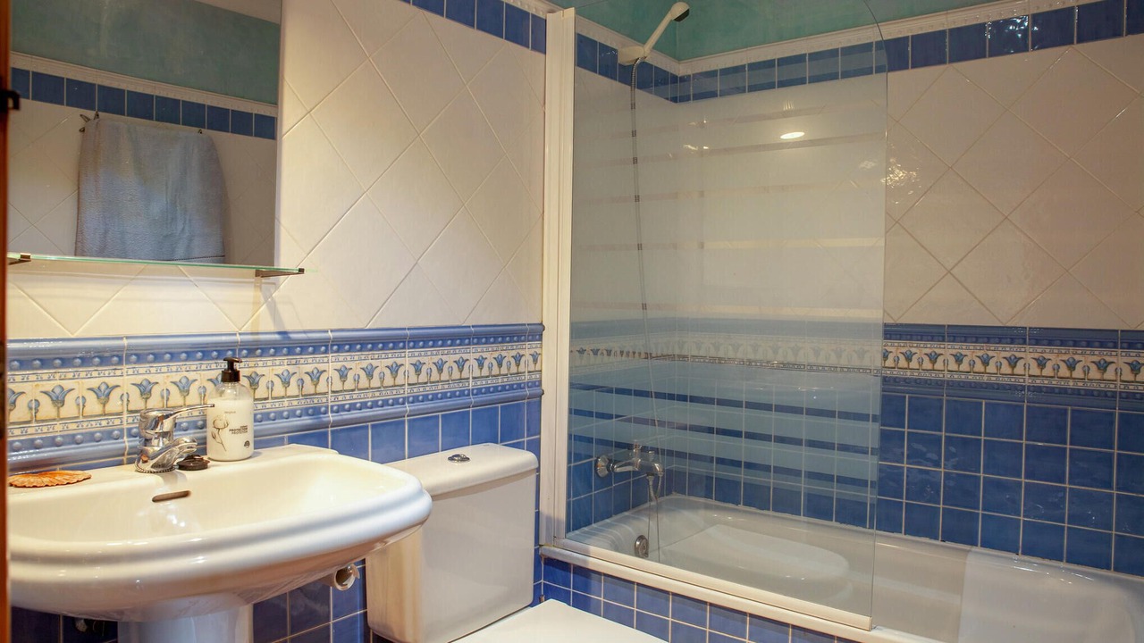 Photo of Bathroom in Islantilla