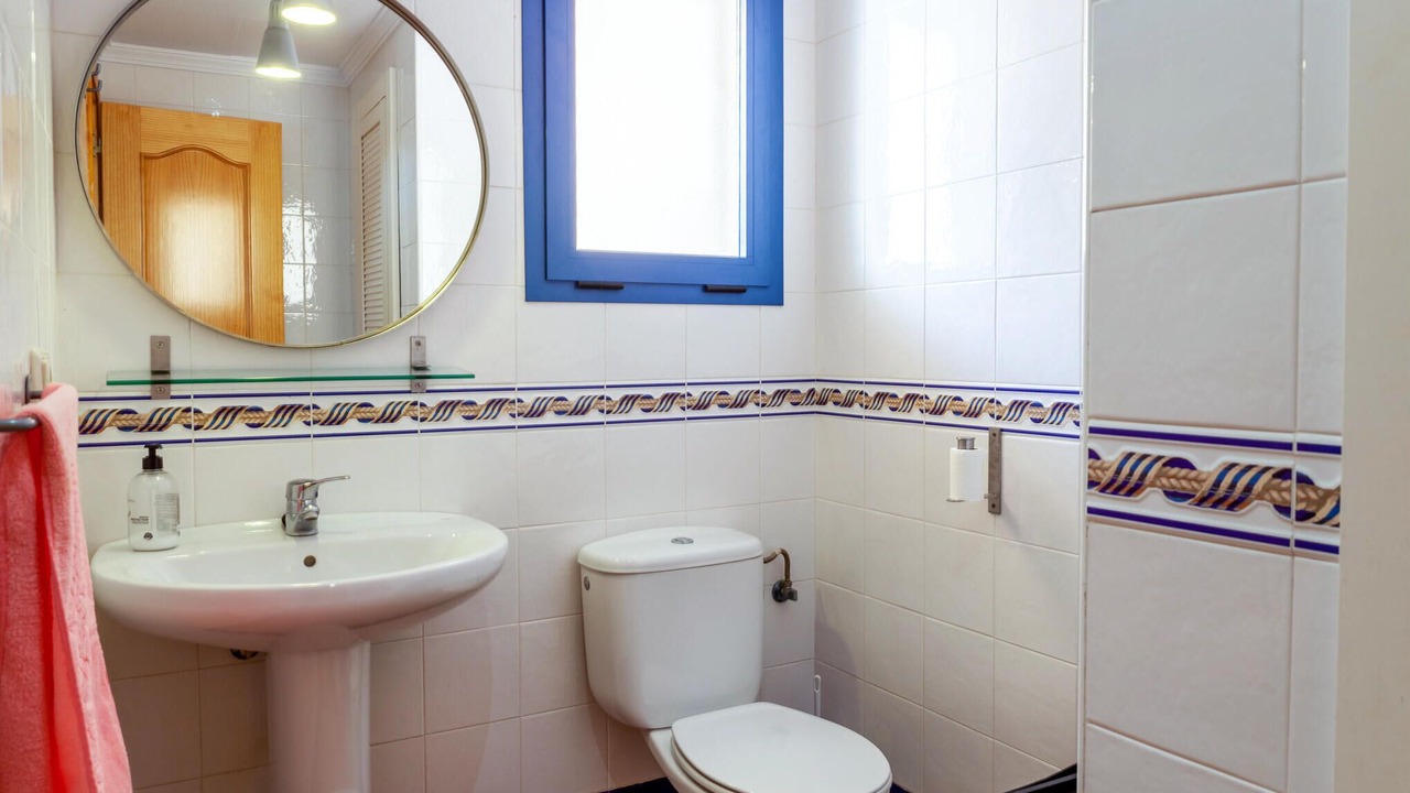 Photo of Bathroom in Islantilla