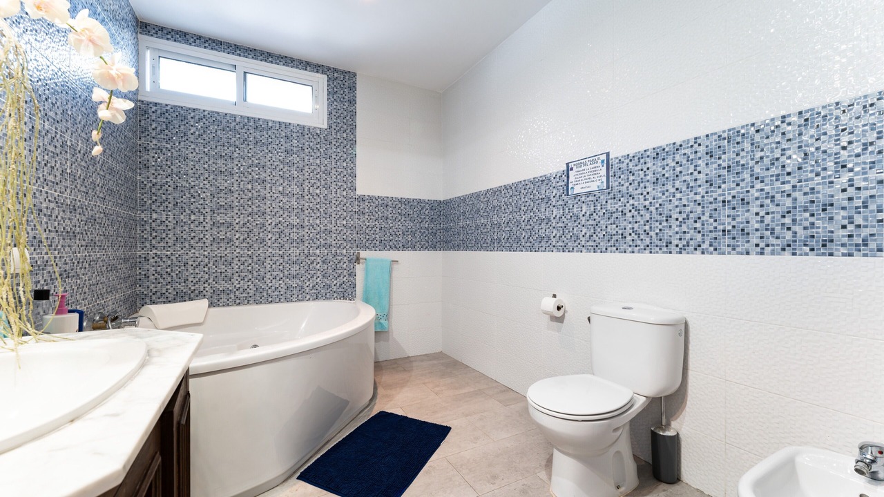 Photo of Bathroom in Monda