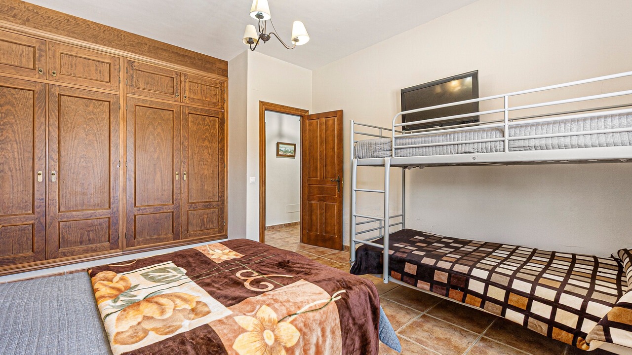 Photo of Bedroom in Almogia