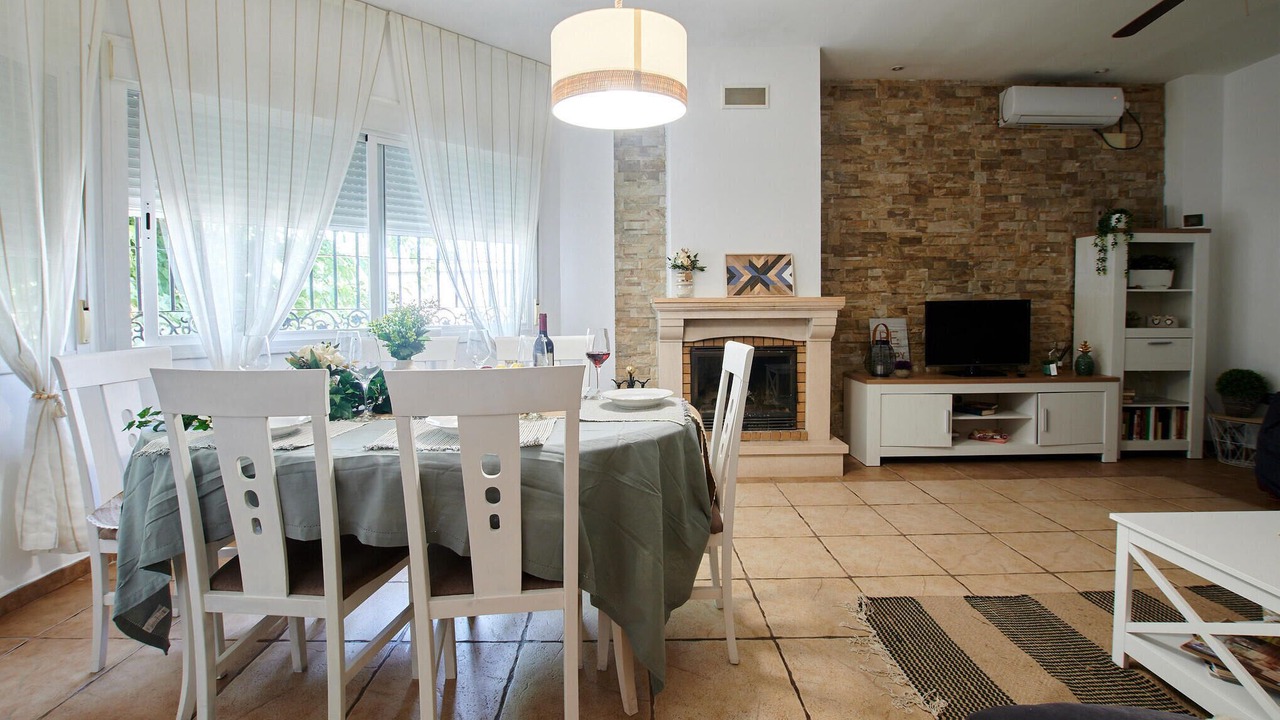 Photo of Bedroom in La Carlota