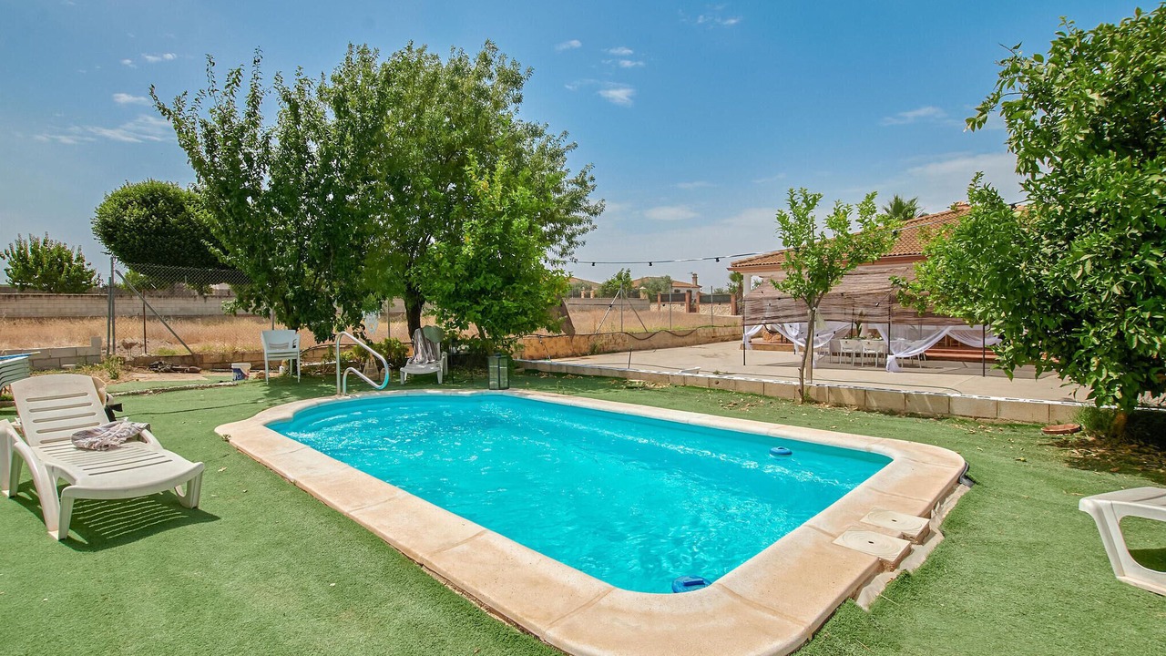 Photo of Outdoor in La Carlota