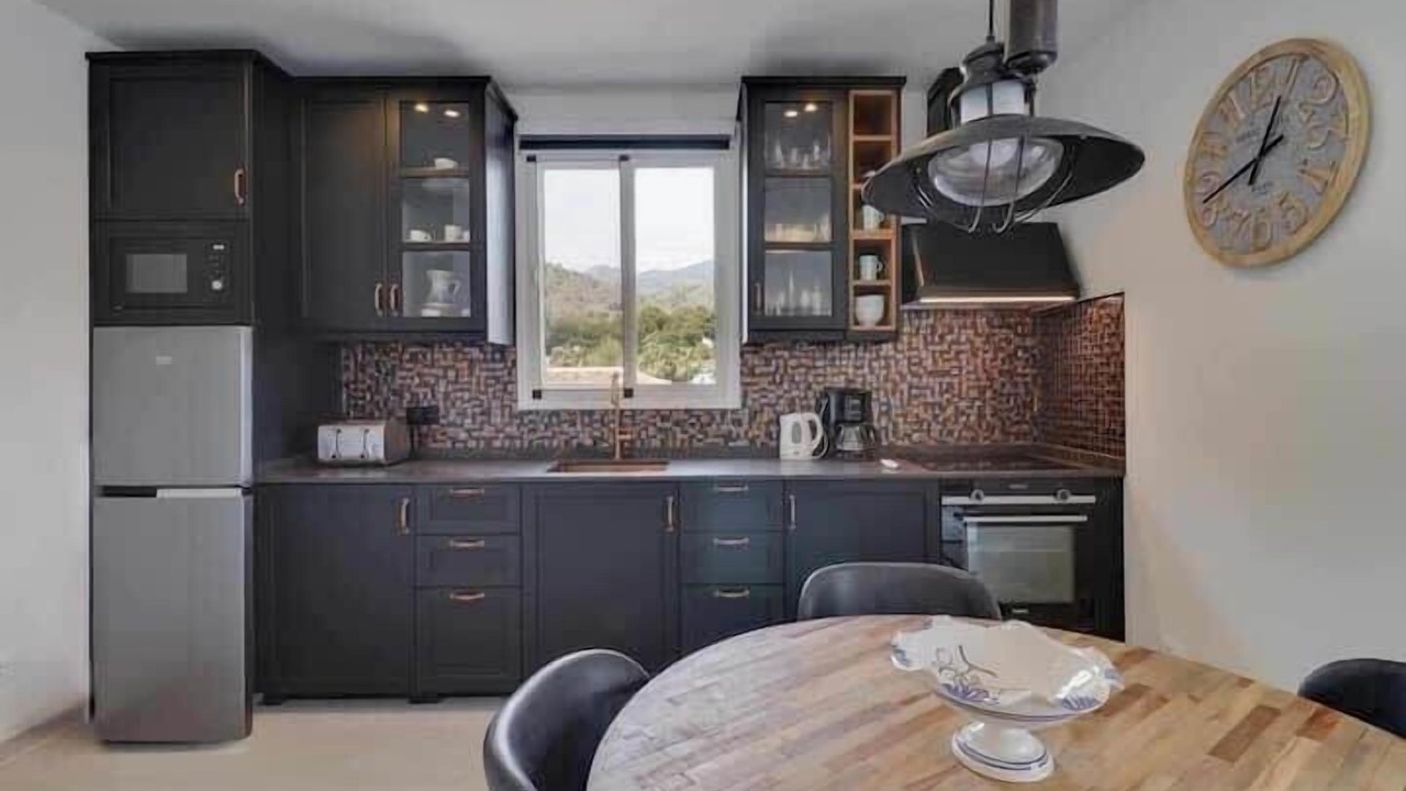 Photo of Kitchen in Oasis del Capistrano