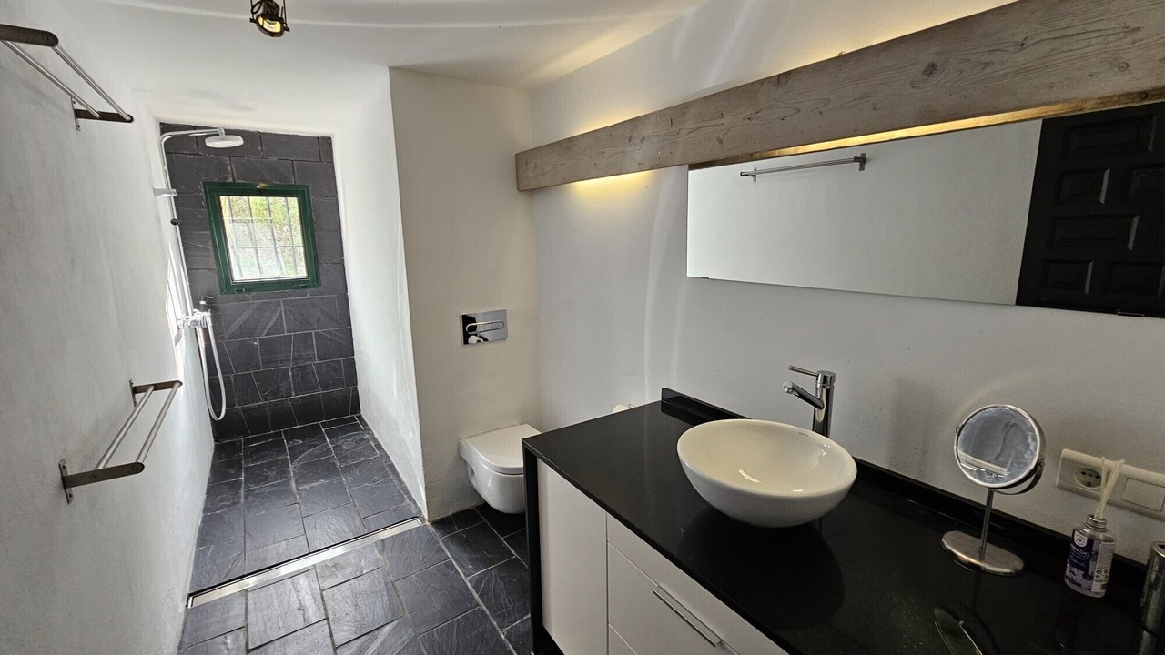 Photo of Bathroom in Canillas de Aceituno