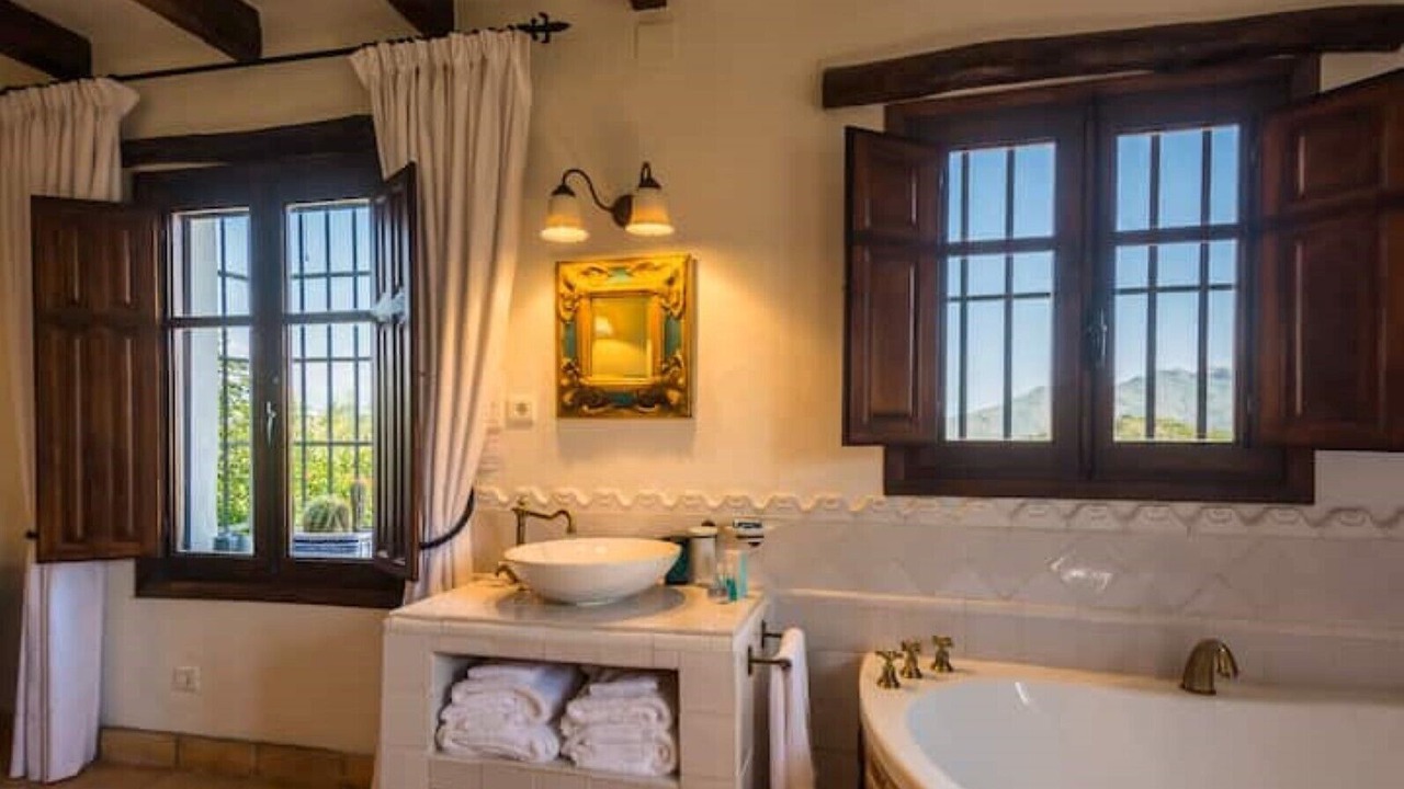 Photo of Bathroom in Riogordo