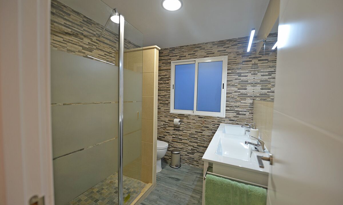 Photo of Bathroom in Cadiz