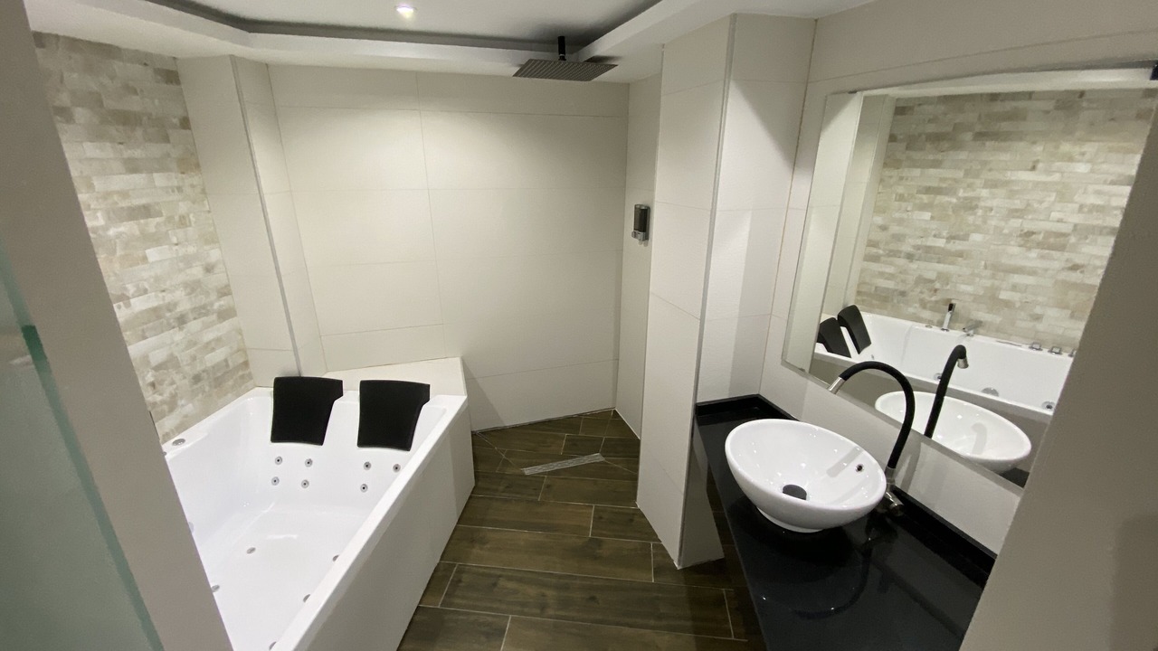 Photo of Bathroom in Linares
