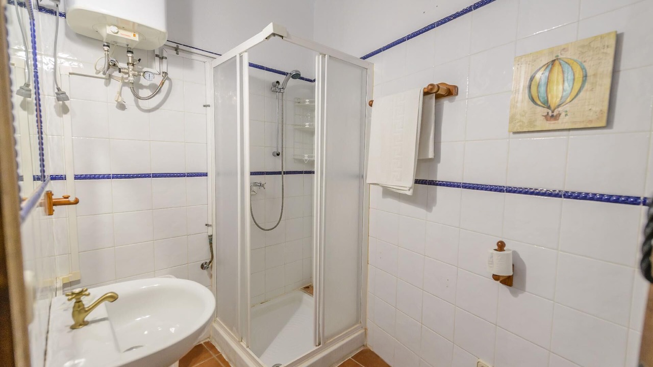 Photo of Bathroom in Alcaucin