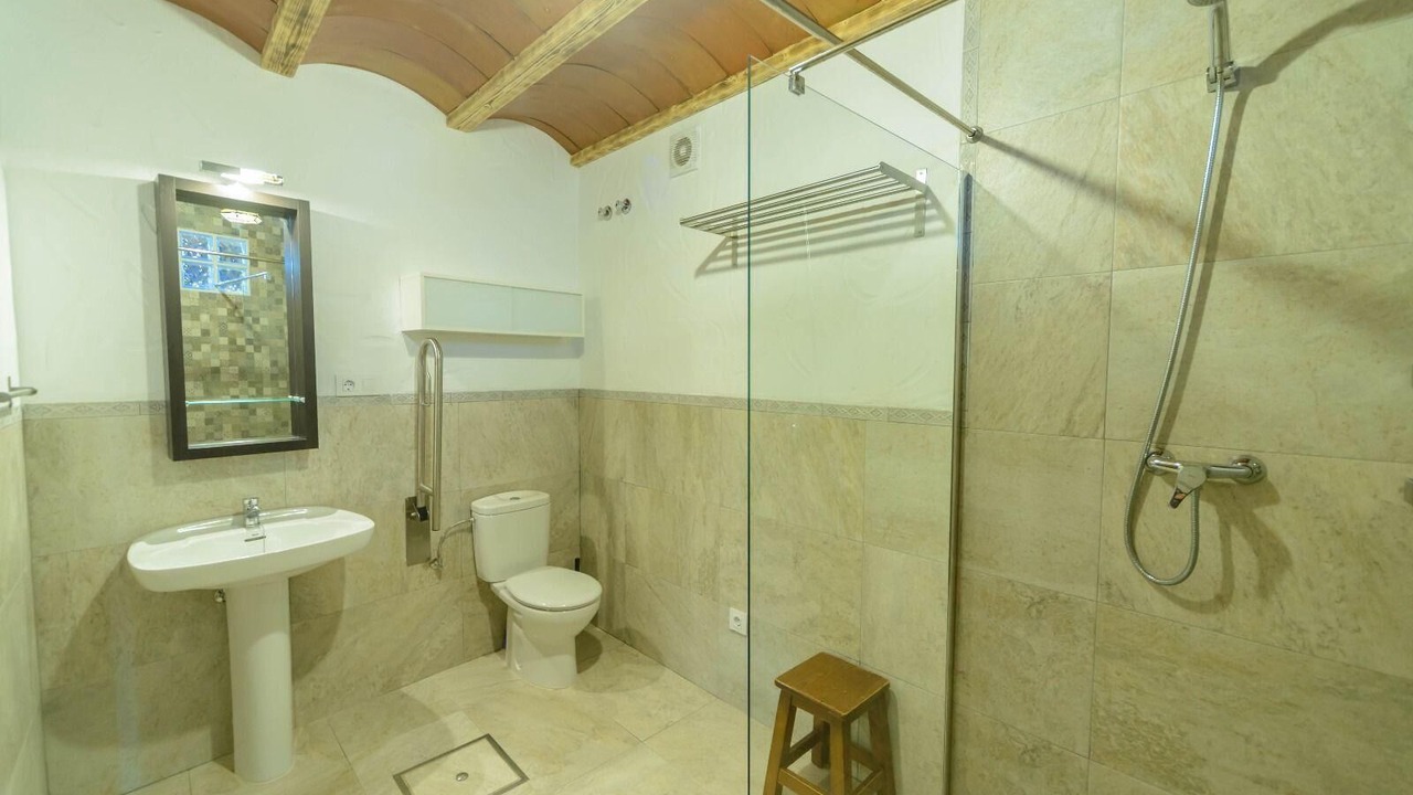 Photo of Bathroom in Carcabuey