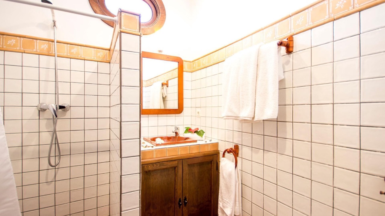Photo of Bathroom in Alcaucin