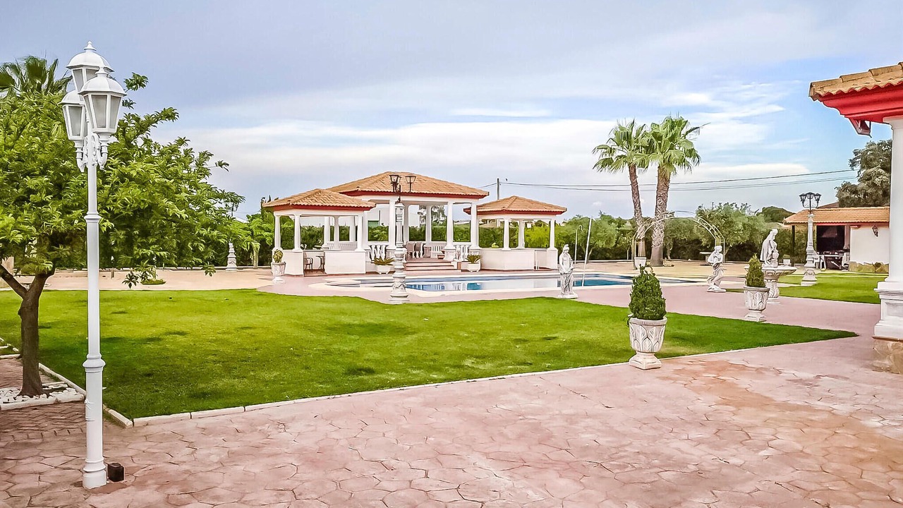 Photo of Outdoor in La Carlota