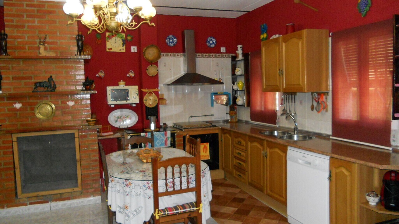 Photo of Kitchen in Alpandeire