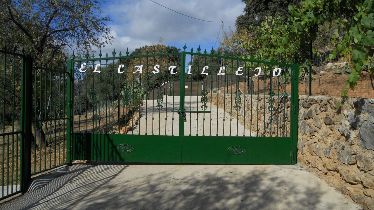 Photo of Outdoor in Alpandeire