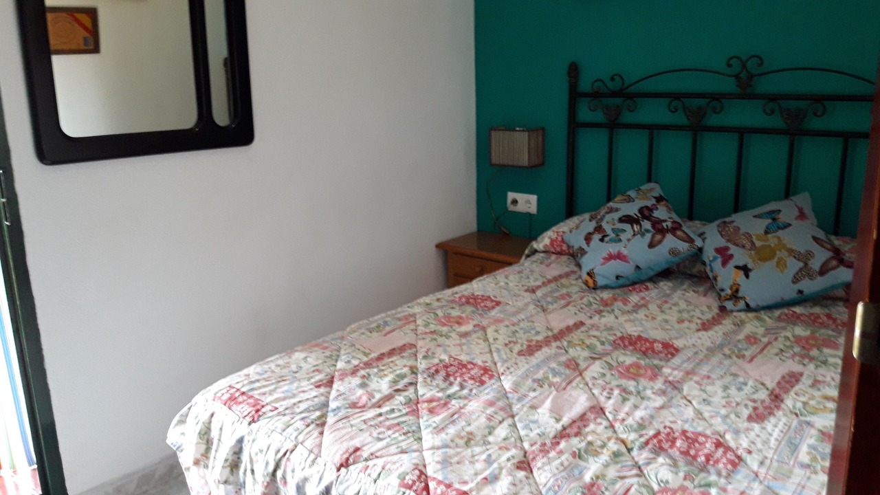Photo of Bedroom in Alpandeire