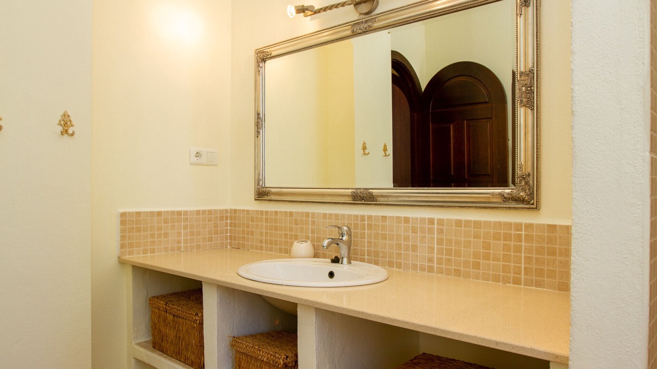 Photo of Bathroom in Arenas