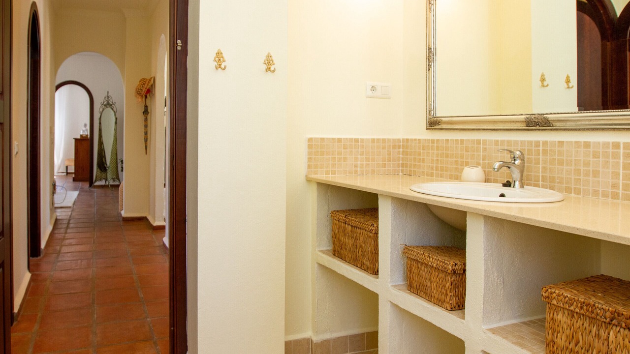 Photo of Bathroom in Arenas