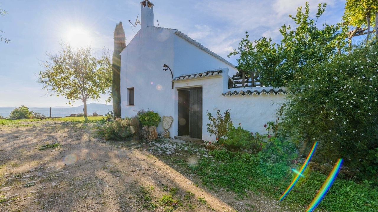 Photo of Outdoor in Algarinejo
