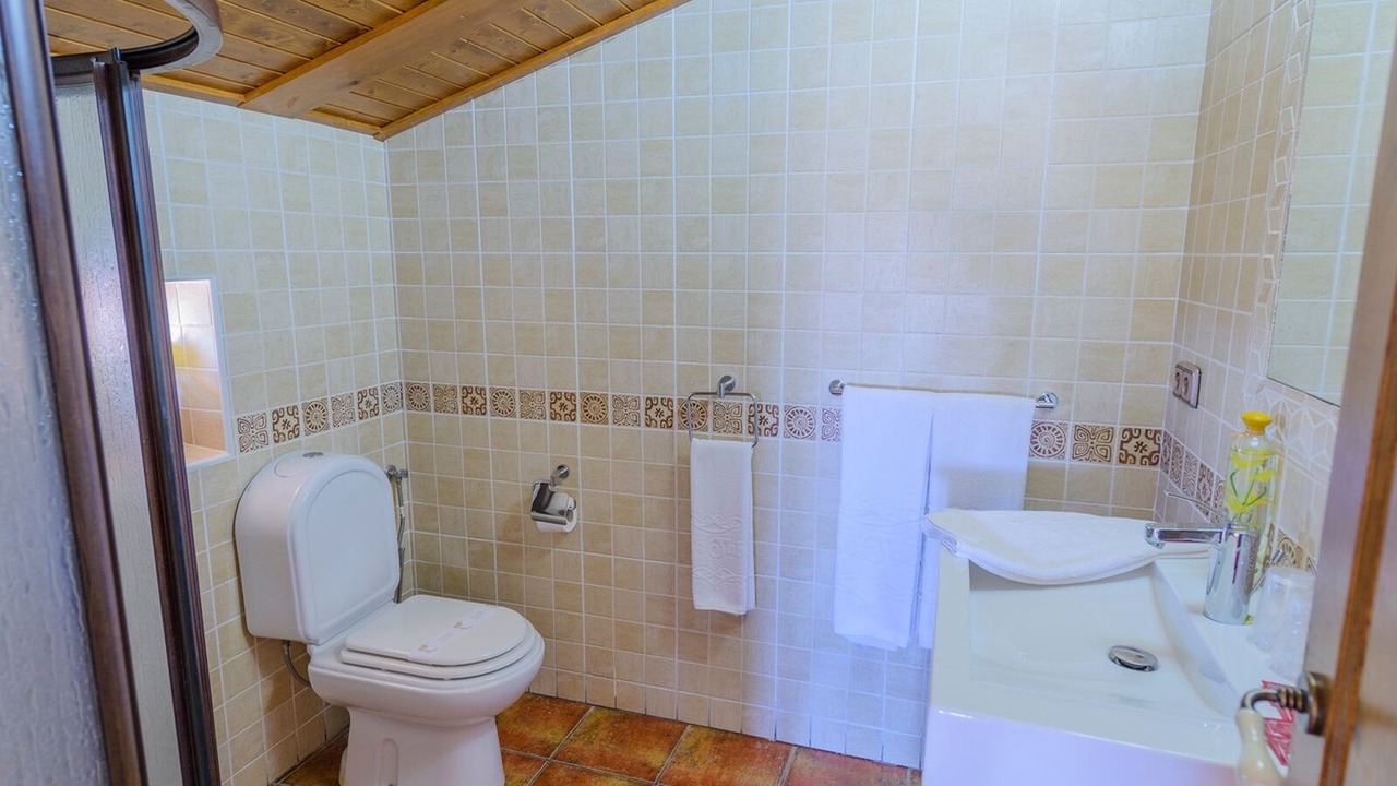 Photo of Bathroom in Taberno