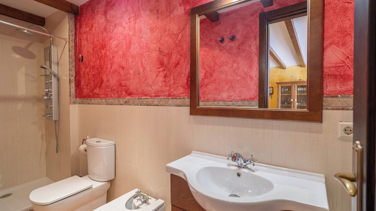 Photo of Bathroom in Igualeja