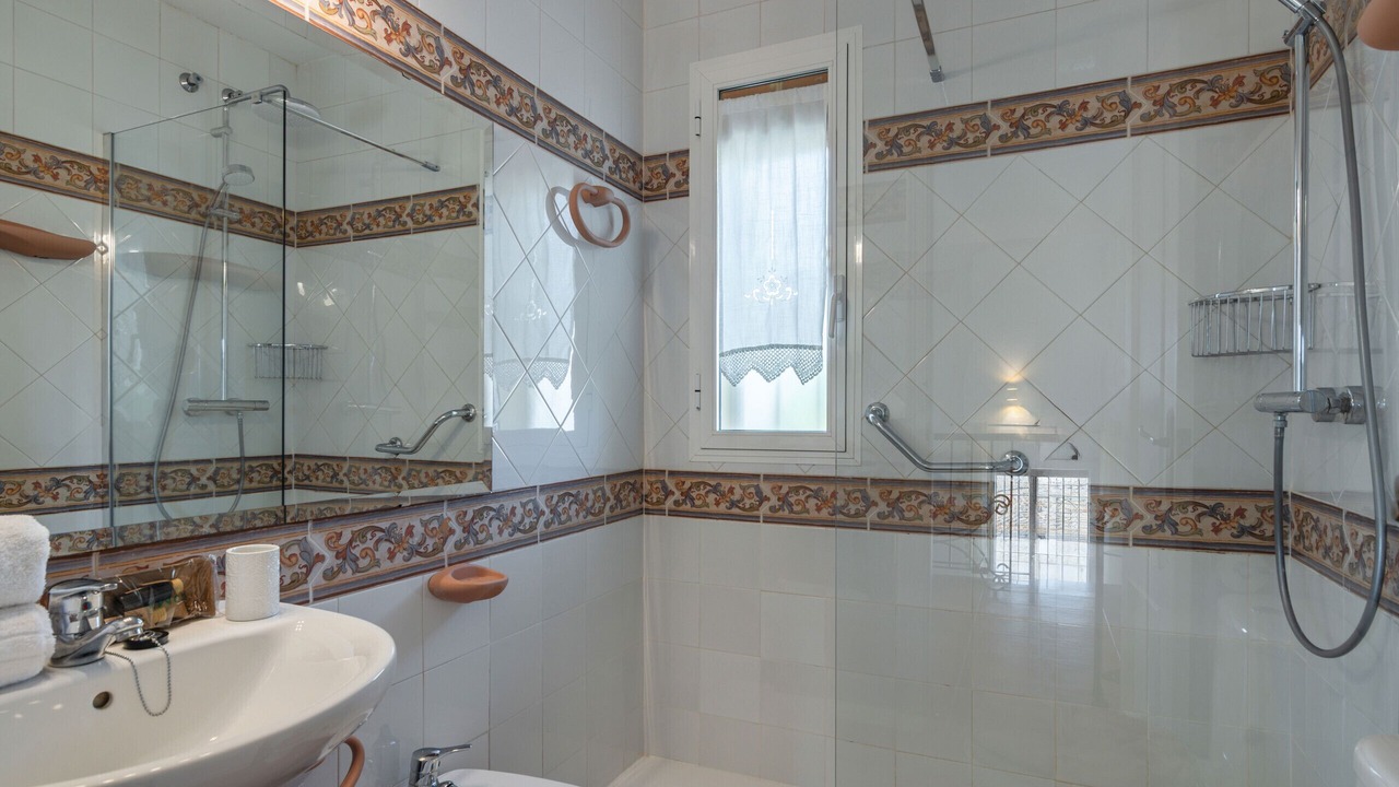 Photo of Bathroom in Ayamonte