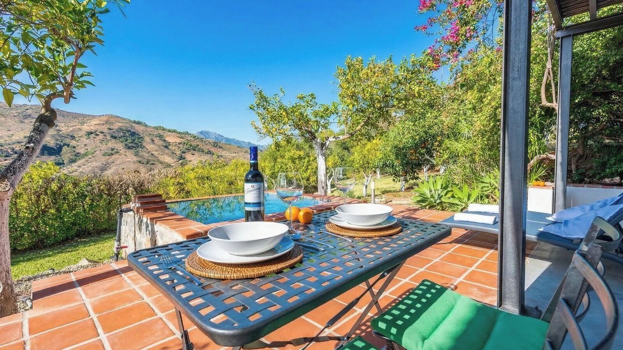 Photo of Outdoor in Guaro