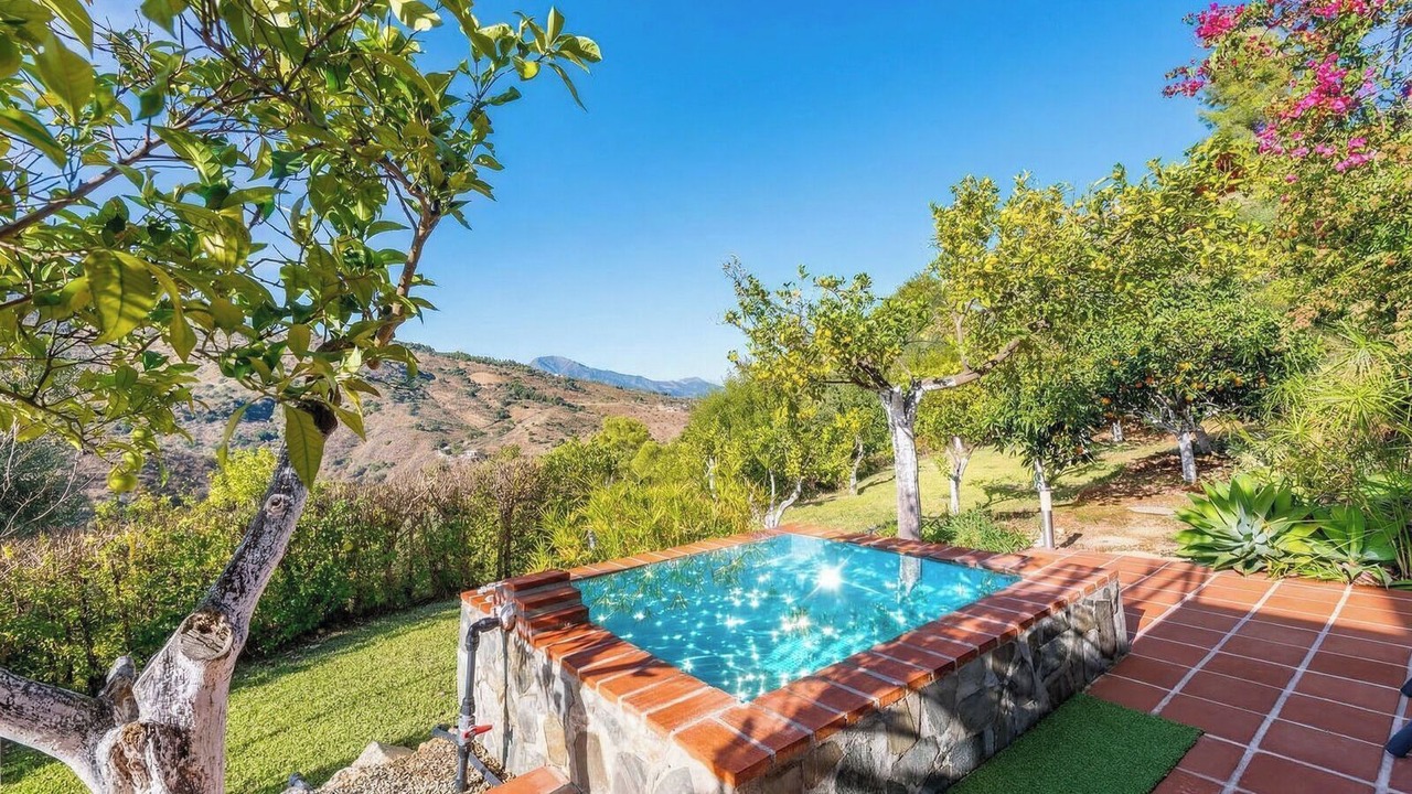 Photo of Outdoor in Guaro