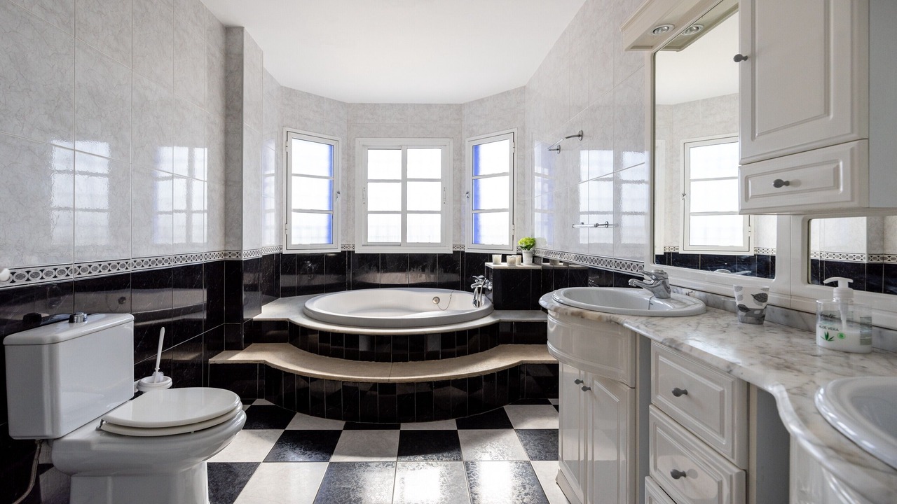 Photo of Bathroom in Rincon de la Victoria