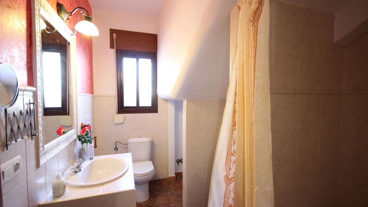 Photo of Bathroom in Sayalonga