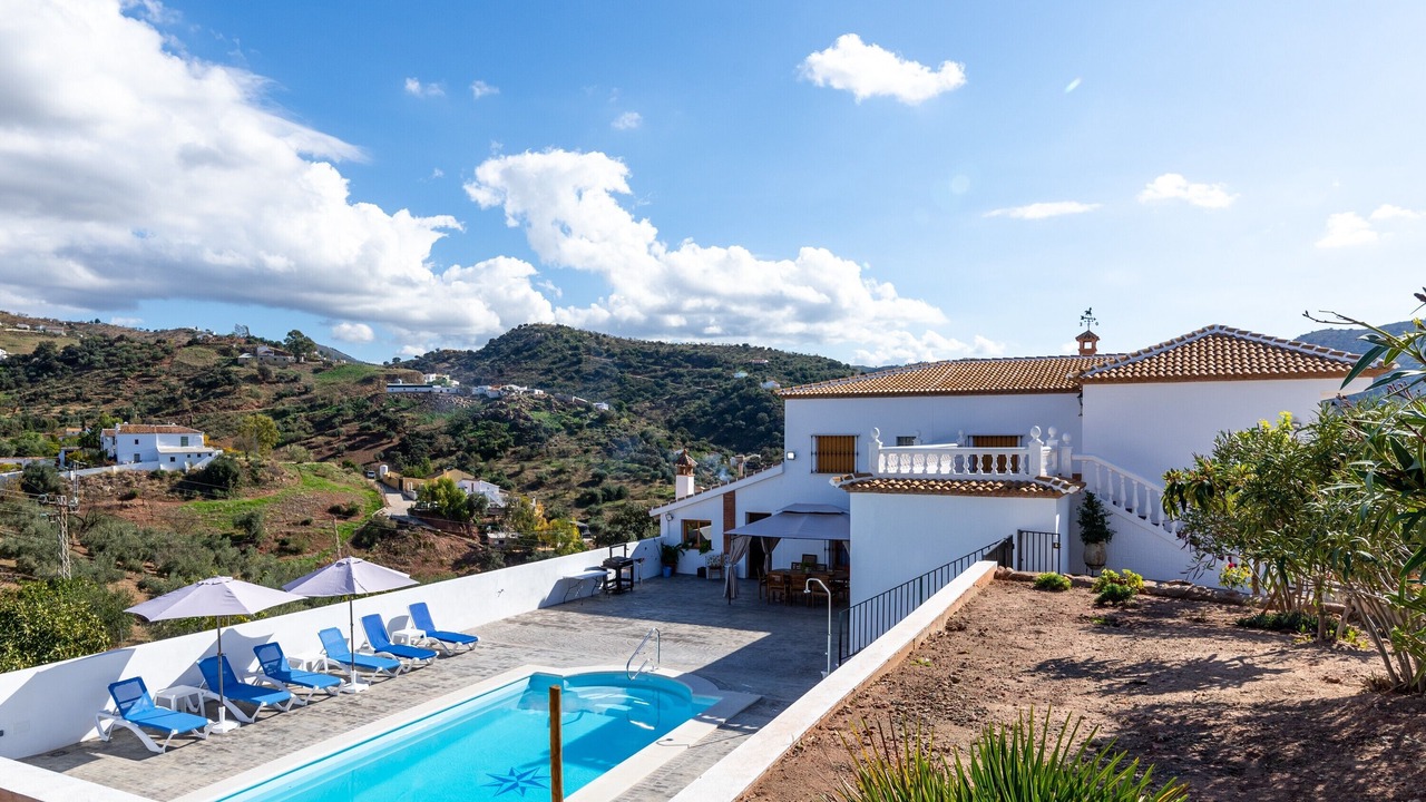 Photo of Outdoor in Almogia