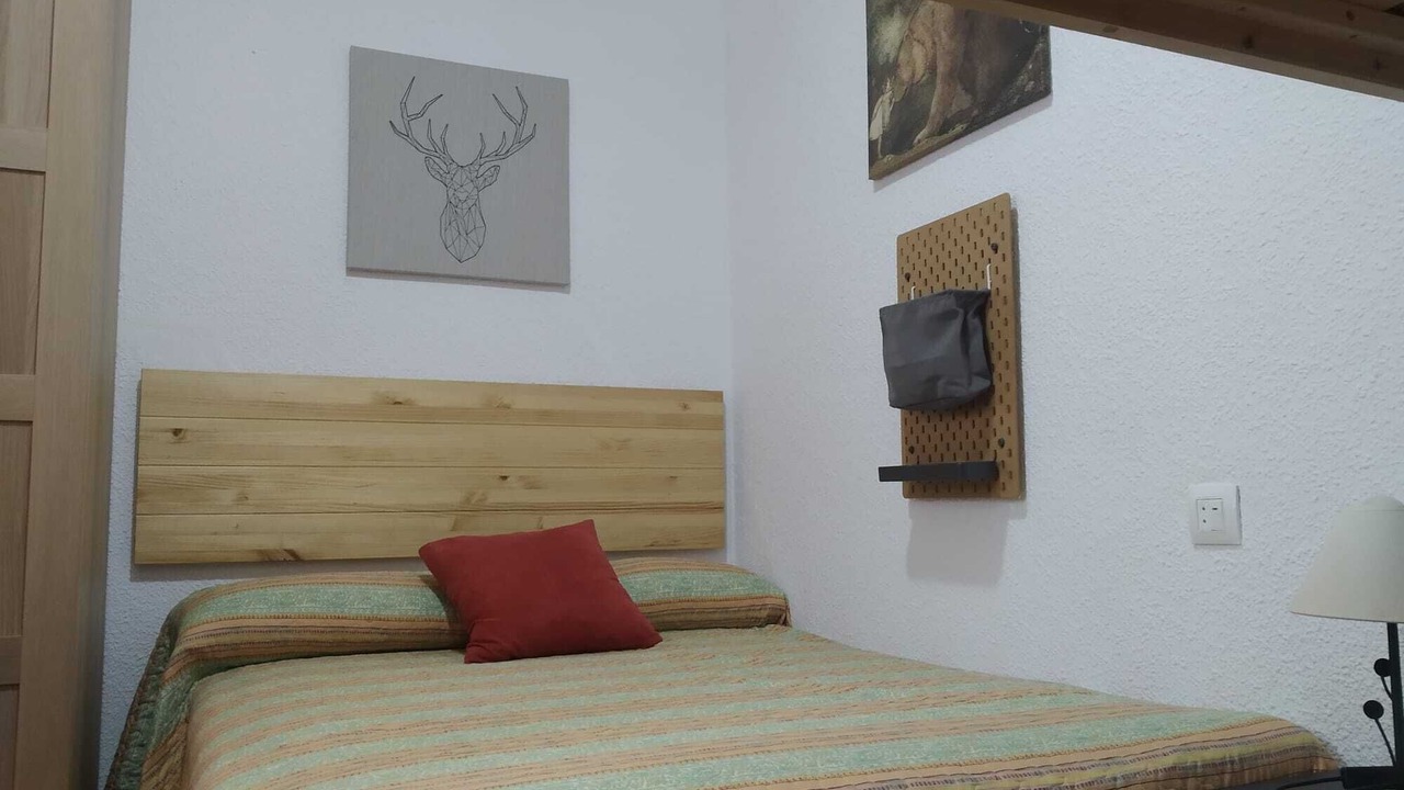 Photo of Bedroom in Benamahoma