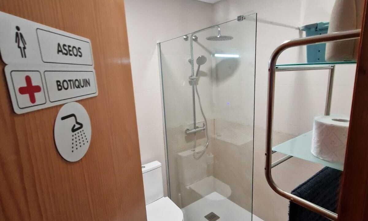 Photo of Bathroom in Benamahoma