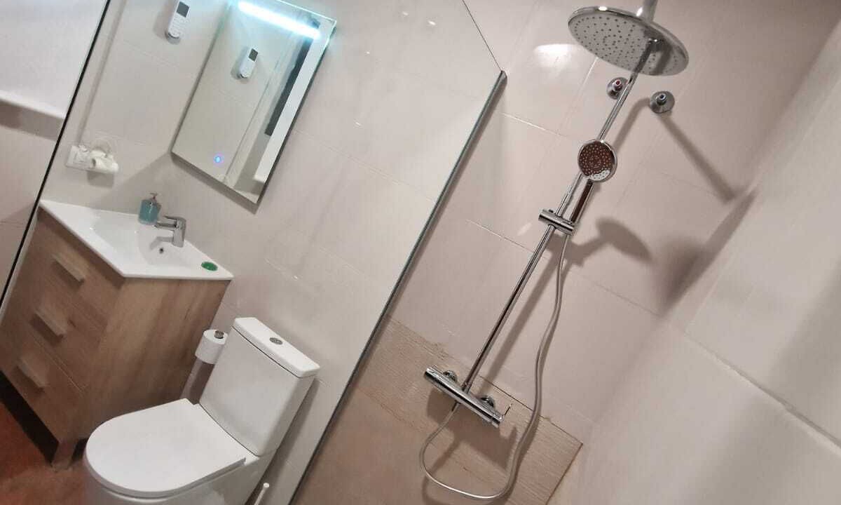 Photo of Bathroom in Benamahoma