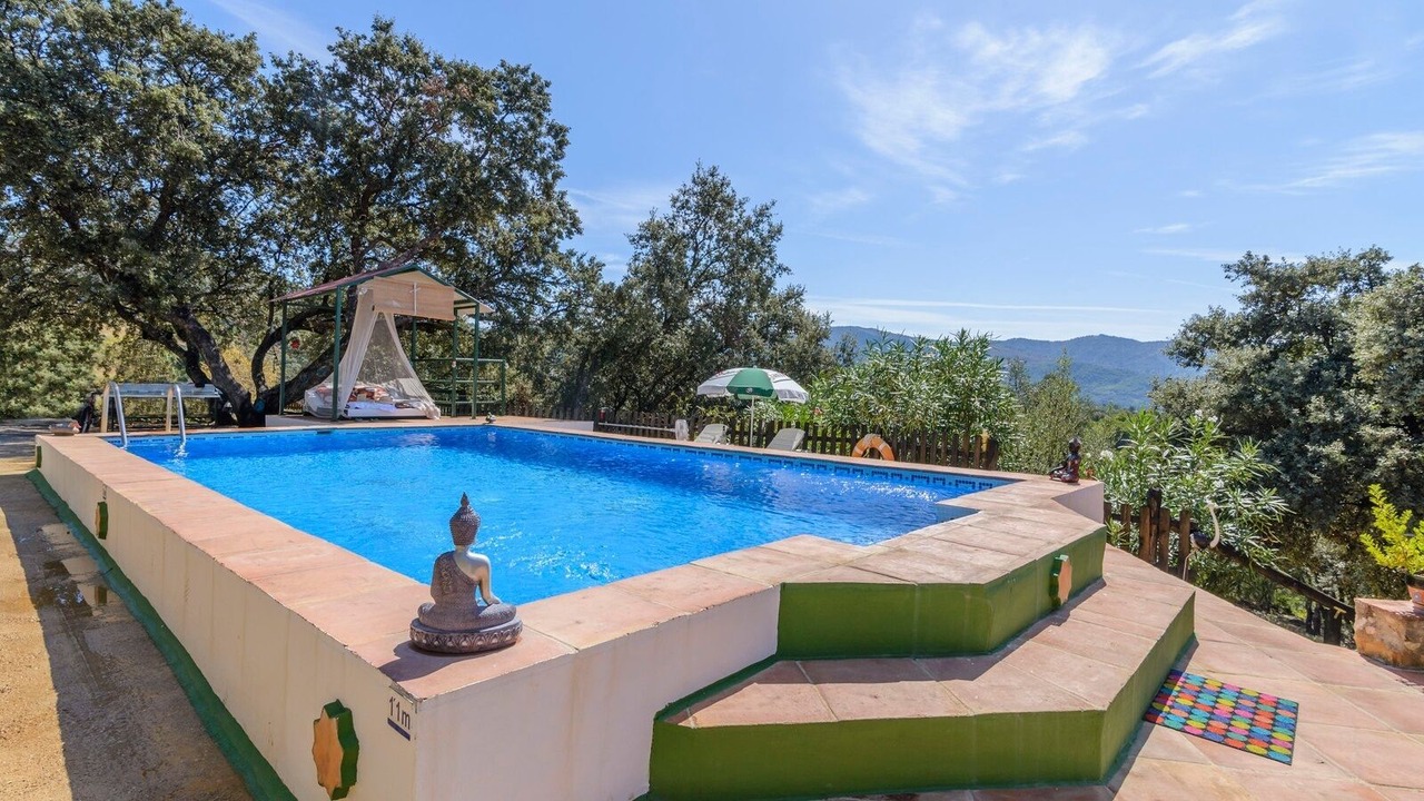 Photo of Outdoor in Alpandeire