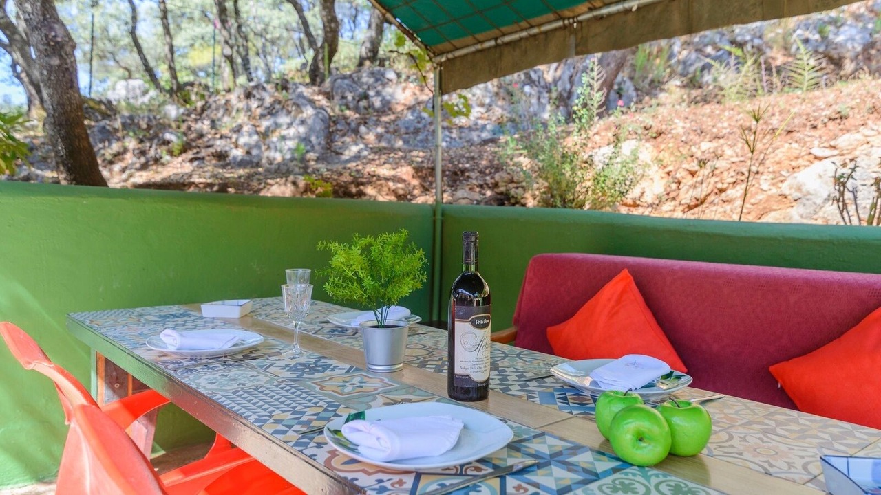 Photo of Outdoor in Alpandeire