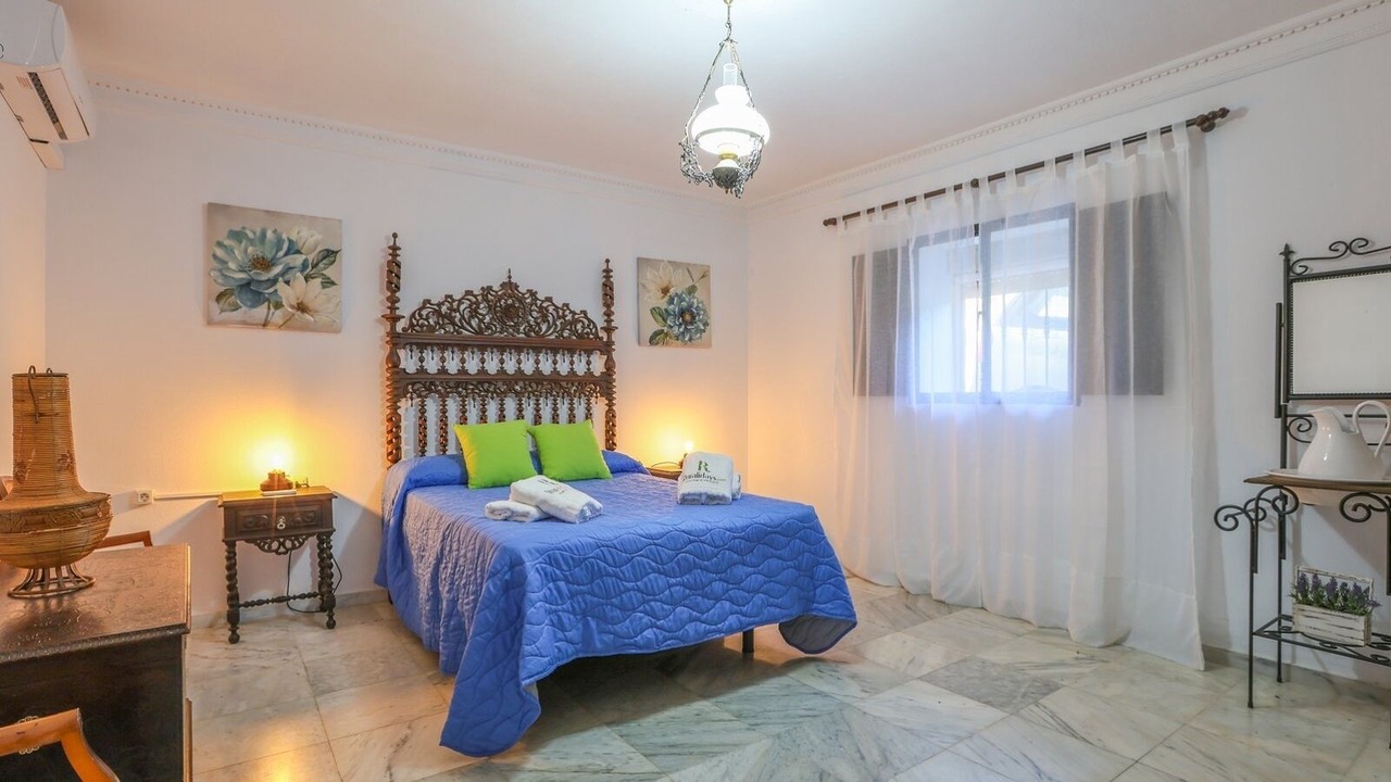 Photo of Bedroom in Canaleja