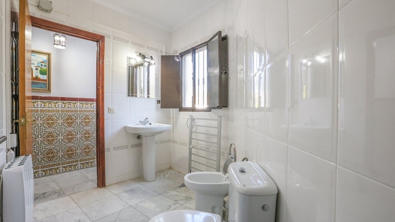 Photo of Bathroom in Canaleja