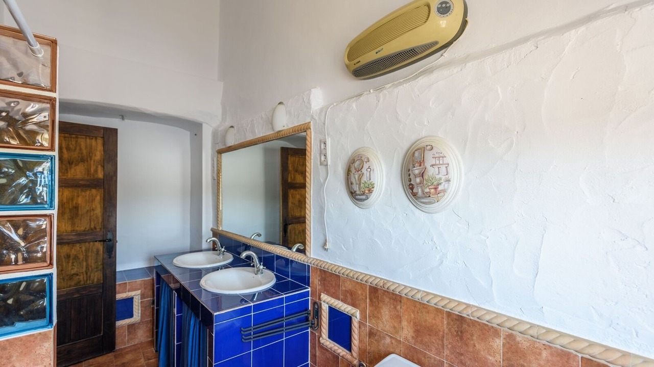 Photo of Bathroom in Pruna